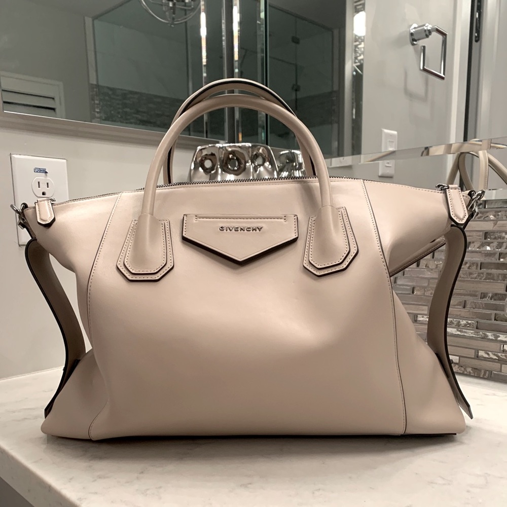 SOLD Brand New Givenchy Antigona Soft Medium